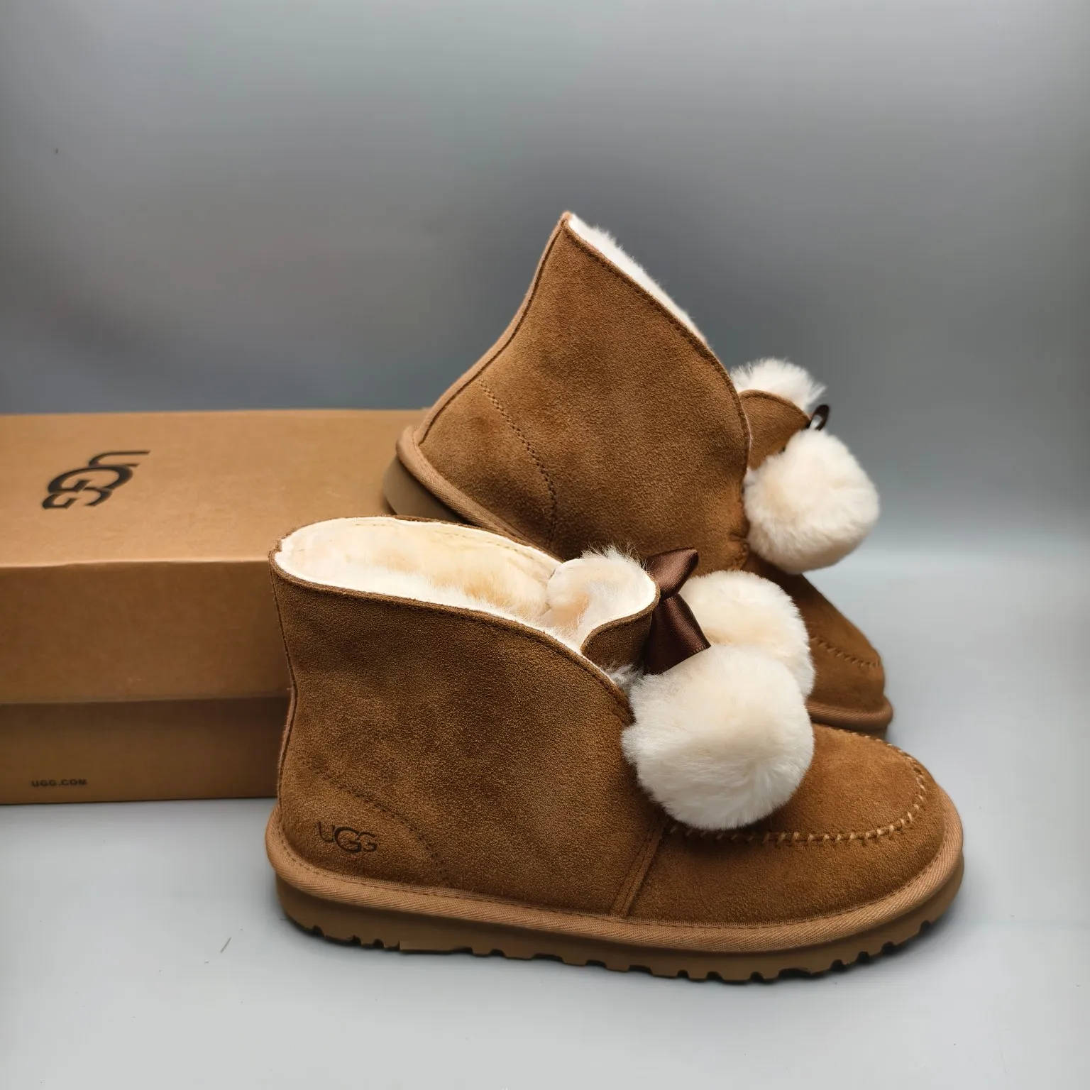 💰560 UGG sheepskin all-in-one snow boots 3517 double fur ball Kailin casual shoes Color: Maroon Sand Matching size: 35-40